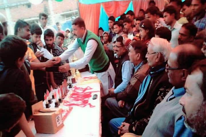 Prize Distribution
